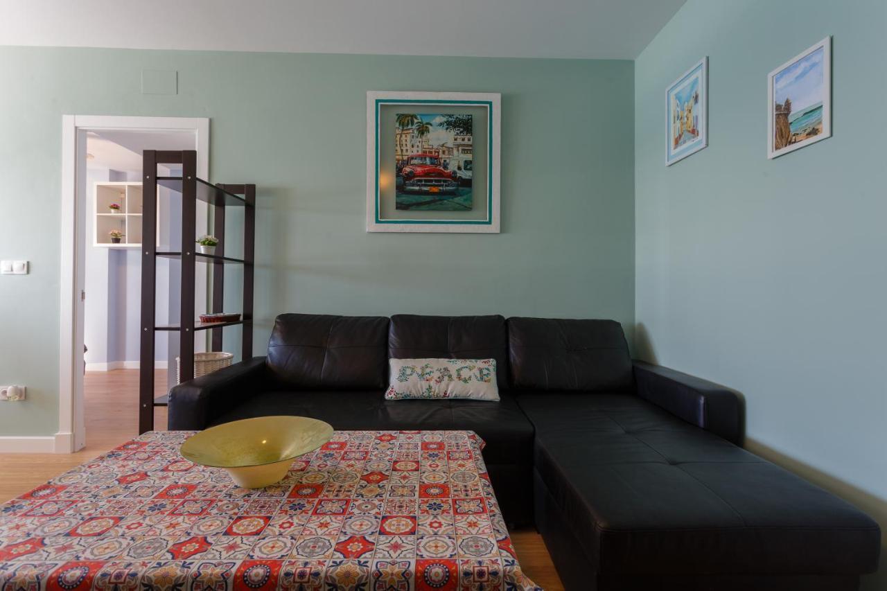 Gaviota Family Free Parking By Cadiz4rentals * Cadix